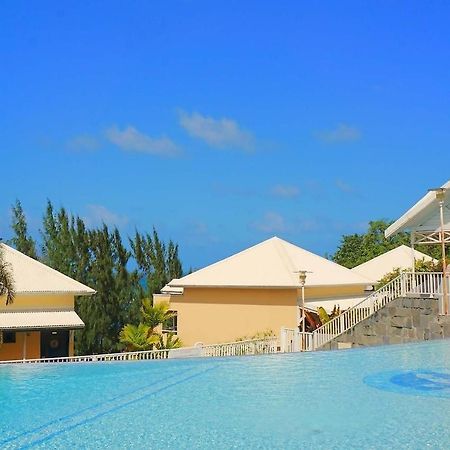 Studio Climatise Dans Residence Avec Piscine, A Proximite De La Mer La Trinite Εξωτερικό φωτογραφία