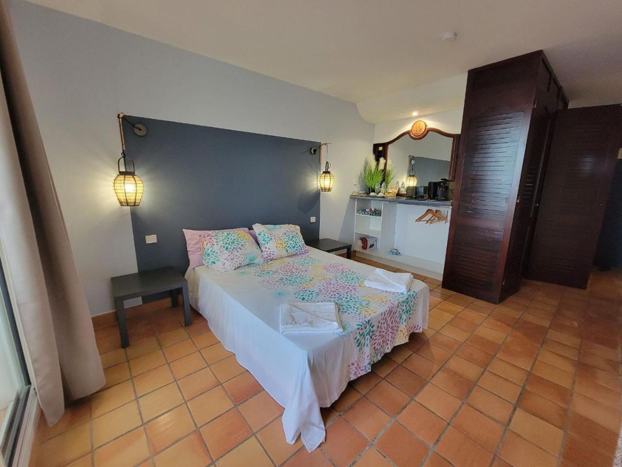 Studio Climatise Dans Residence Avec Piscine, A Proximite De La Mer La Trinite Εξωτερικό φωτογραφία